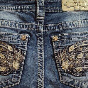 Miss Me Boot Cut Chloe Style Wing Embellished Distress Preowned Size 29 Jeans